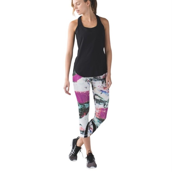 Lululemon Run: Inspire Crop II Leggings Size 6 US White Abstract Luxtreme Capris - Picture 1 of 15